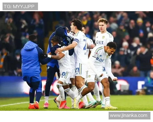 斯托克城主场迎战莱斯特城争夺英超宝贵积分的激烈对决 斯托克城主场迎战莱斯特城争夺英超宝贵积分的激烈对决