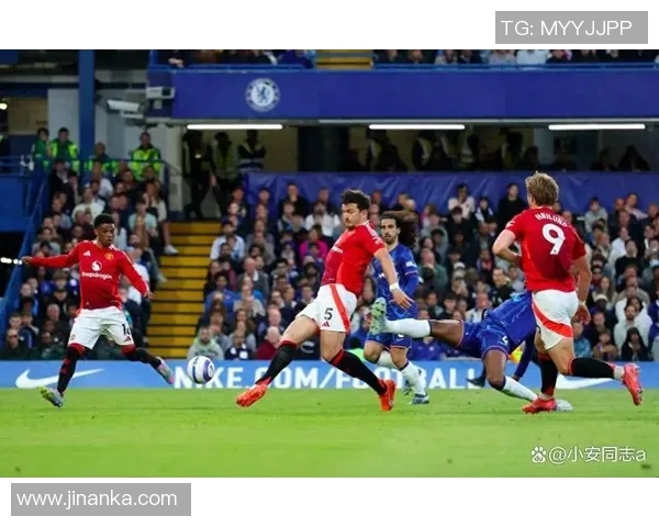 欧冠激战瓦伦西亚迎战曼联谁能在这场巅峰对决中笑到最后