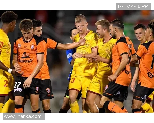 恒大对战西悉尼精彩赛事回顾及分析全景呈现